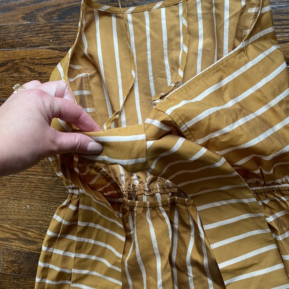 LOFT Beach Open Back Dress - Picture 10 of 12